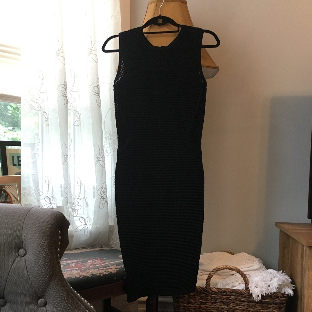 John + Jenn Ribbed Black Exposed Zipper Dress